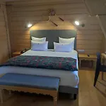 Hotel Restaurant Les Jardins De Sophie