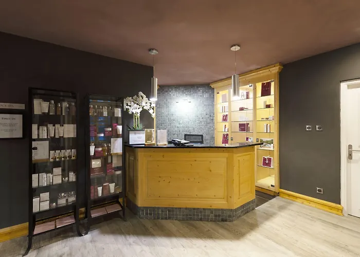 Les Jardins De Sophie Hotel 4*