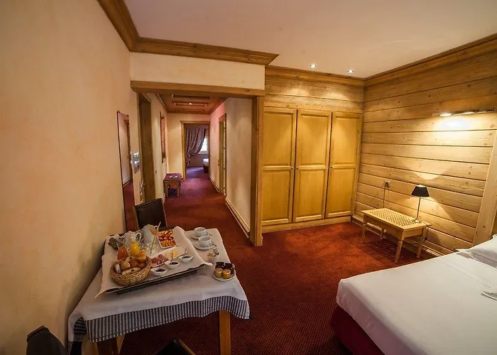 Hotel Les Jardins De Sophie 4*